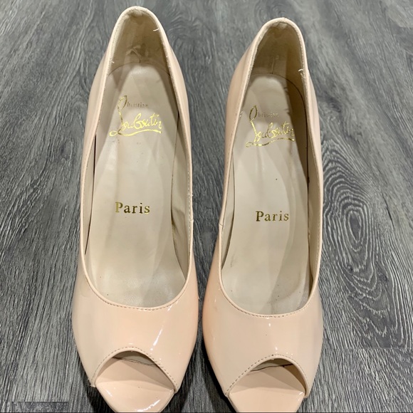 Christian Louboutin Peep Toe Cream stiletto heels - Picture 7 of 8